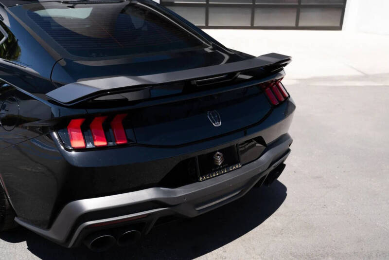 2024 Ford Mustang Dark Horse