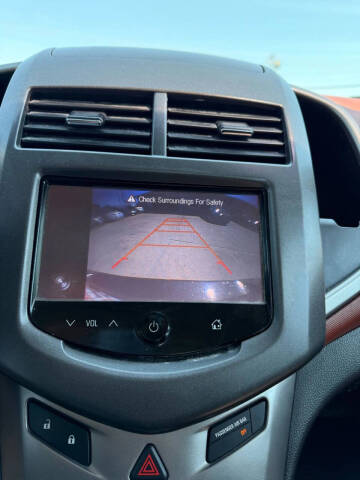 2016 Chevrolet Sonic LT Auto