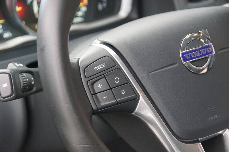 2016 Volvo V60 T5 Drive-E Premier