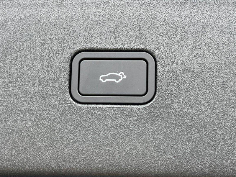 2026 Volvo EX30 Twin Plus