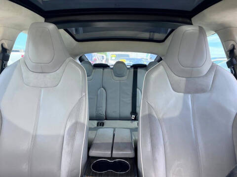 2013 Tesla Model S Performance