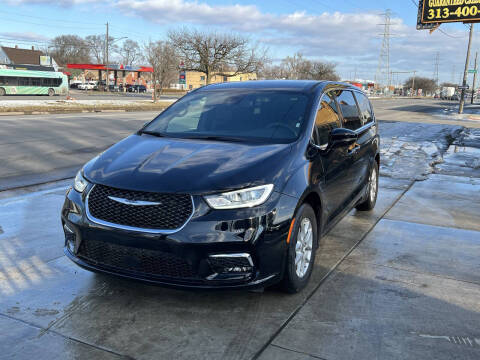 2025 Chrysler Pacifica Select