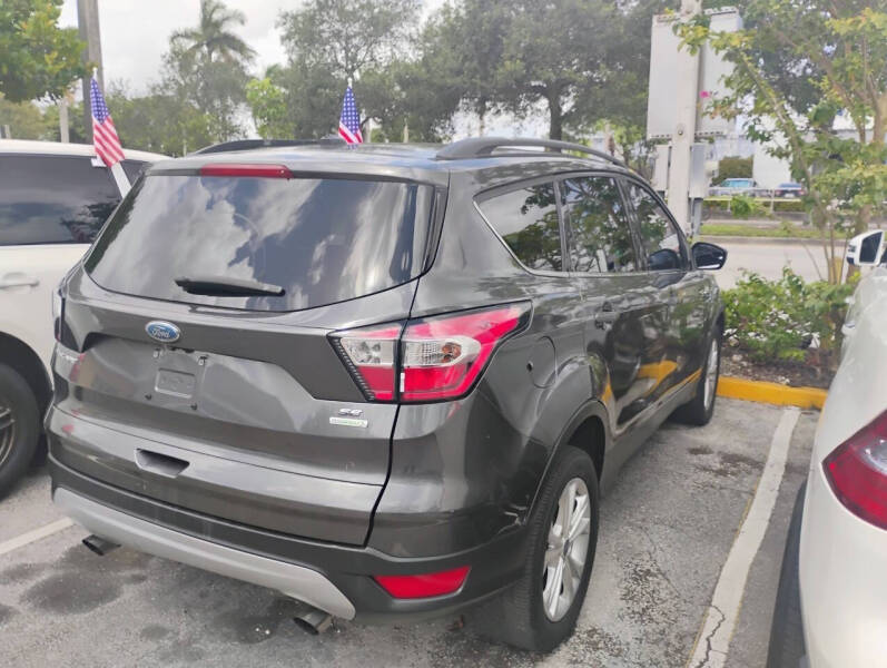 2018 Ford Escape SE