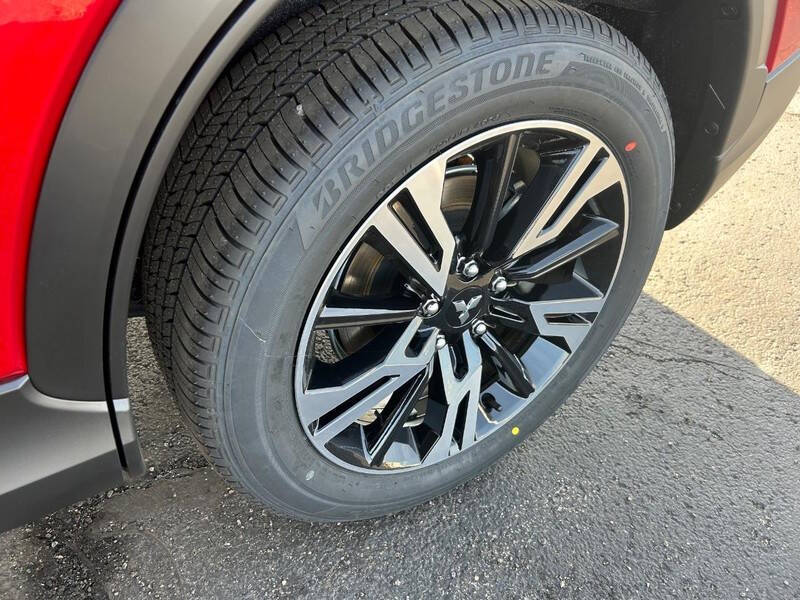 2025 Mitsubishi Eclipse Cross SE