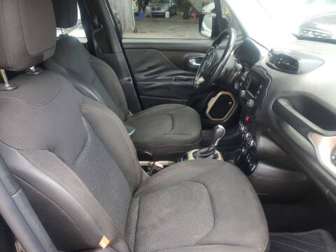 2016 Jeep Renegade Latitude 75th Anniversary