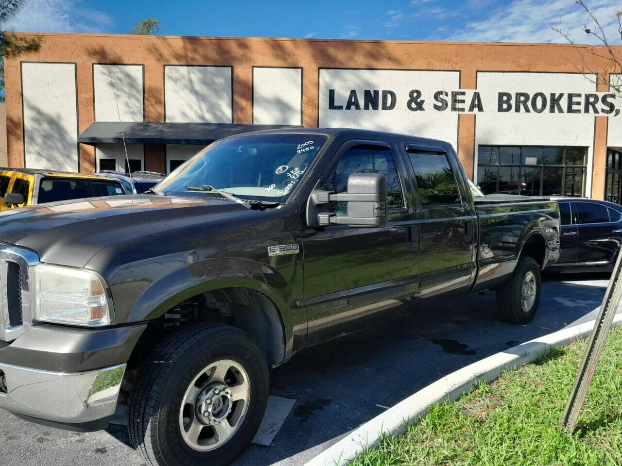 2005 Ford F-350 Super Duty  - $9,950