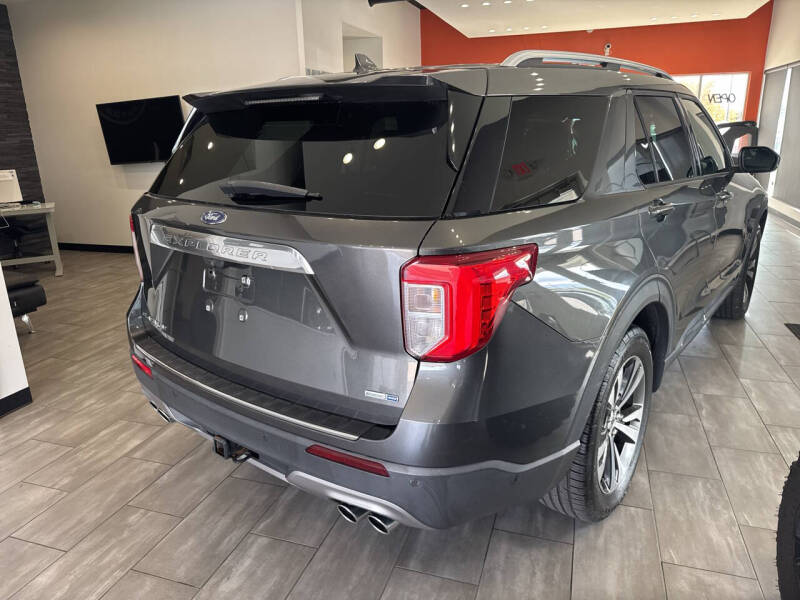 2020 Ford Explorer Platinum