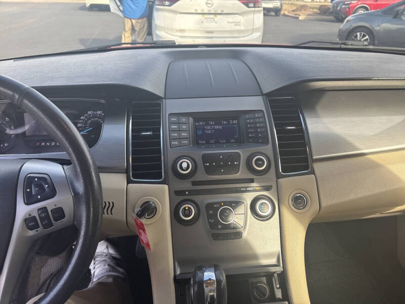 2014 Ford Taurus SEL