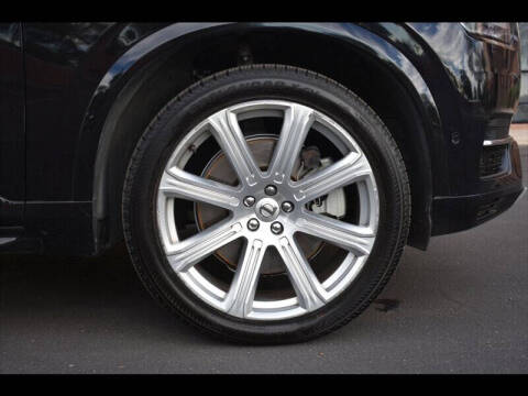 2017 Volvo XC90 T8 eAWD Inscription