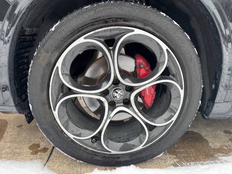 2023 Alfa Romeo Stelvio Veloce