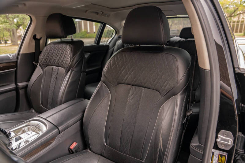 2018 BMW 7 Series 740e xDrive iPerformance