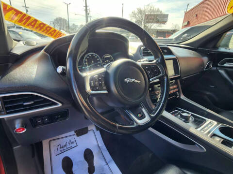 2017 Jaguar F-PACE S