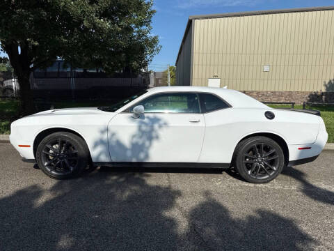 2022 Dodge Challenger SXT