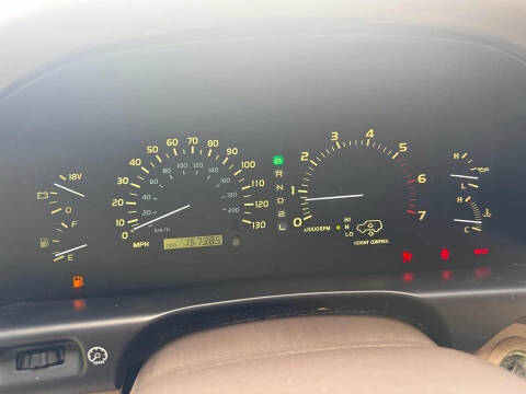2000 Lexus LX 470