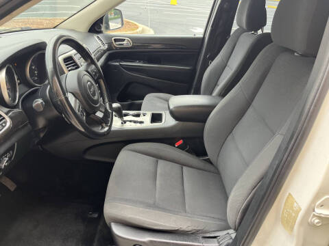 2011 Jeep Grand Cherokee Laredo