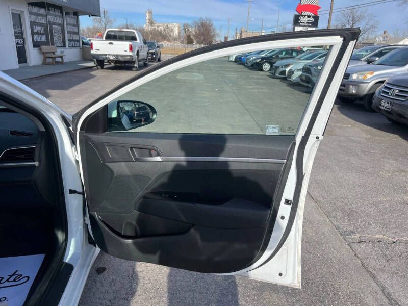 2019 Hyundai Elantra