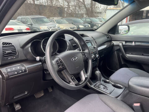 2012 Kia Sorento LX