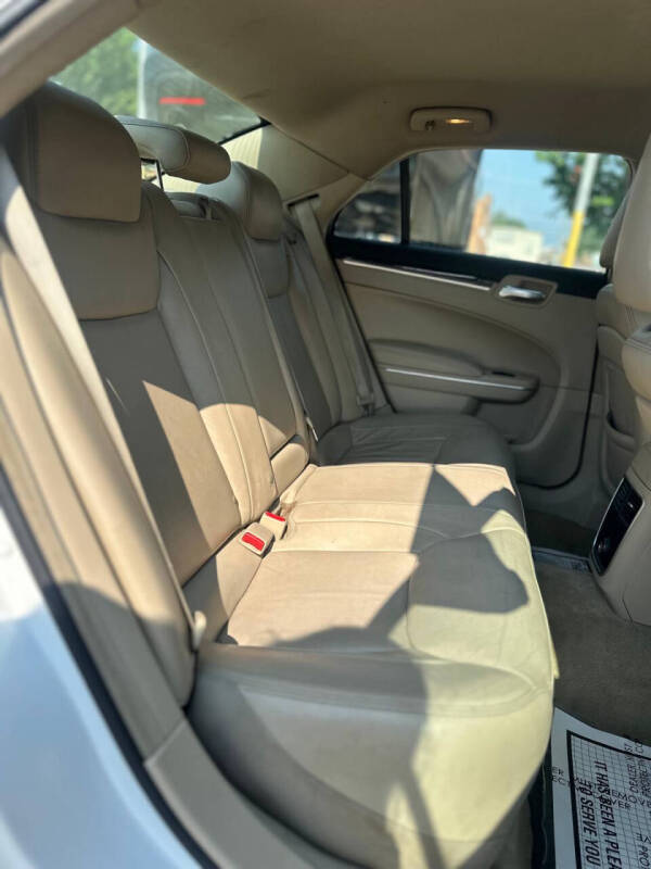 2014 Chrysler 300