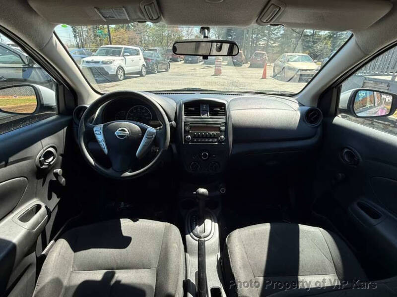 2017 Nissan Versa 1.6 S Plus
