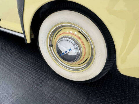 1947 Ford Super Deluxe