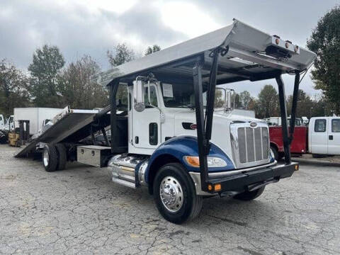 2009 Peterbilt 335