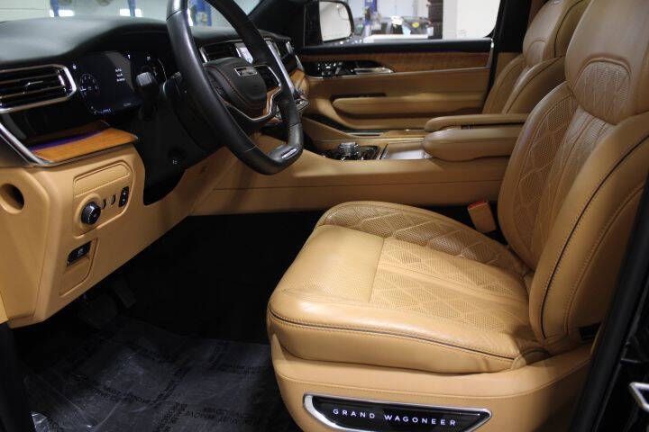 2022 Jeep Grand Wagoneer Series III