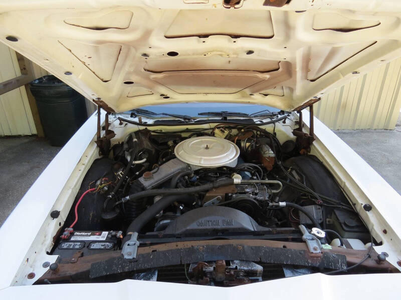 1977 Ford Thunderbird