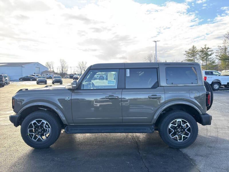 2025 Ford Bronco Outer Banks