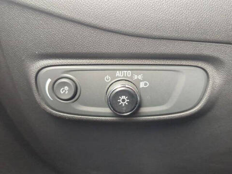 2025 Chevrolet Trax RS