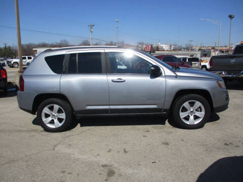 2016 Jeep Compass for sale at Henderson Auto Sales in Poplar Bluff MO