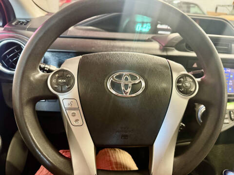 2012 Toyota Prius c Four