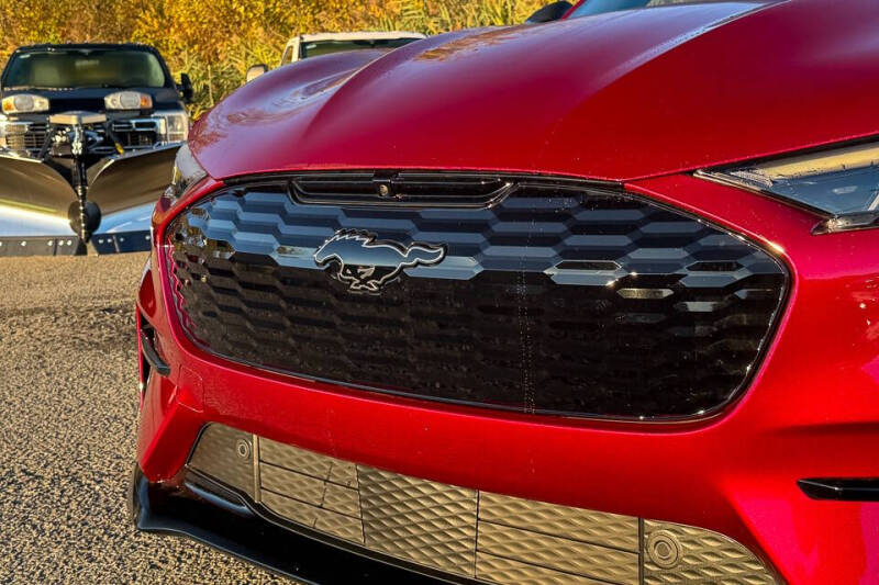 2025 Ford Mustang Mach-E GT