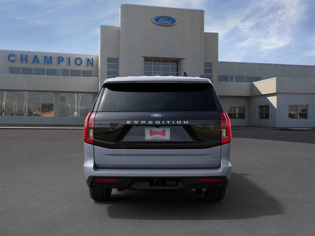 2027 Ford Expedition MAX Active