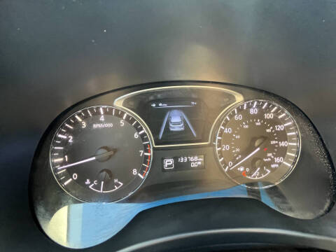 2013 Nissan Pathfinder SL