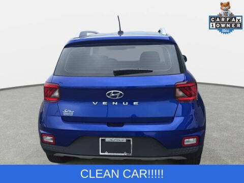 2023 Hyundai Venue SEL