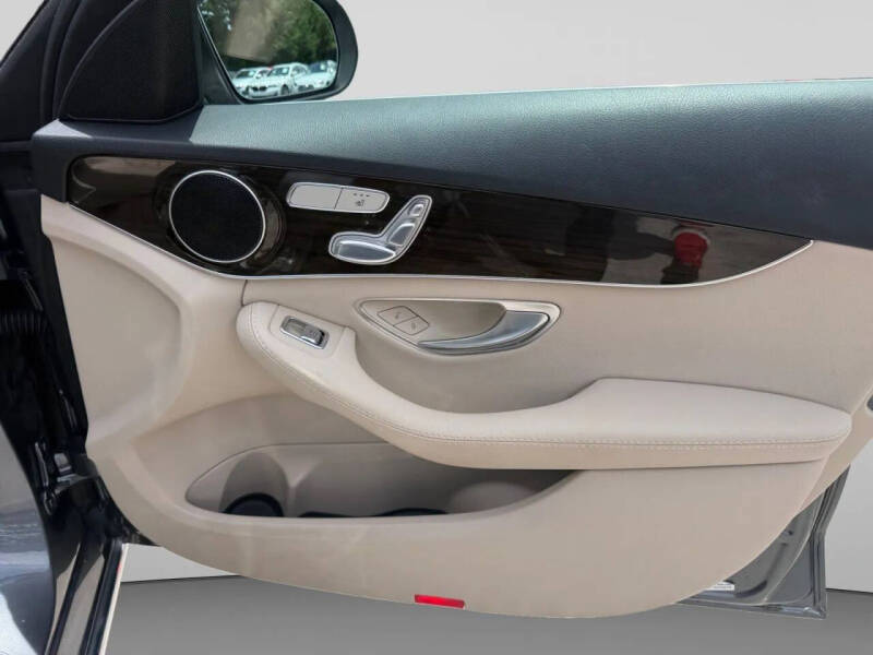 2017 Mercedes-Benz C-Class