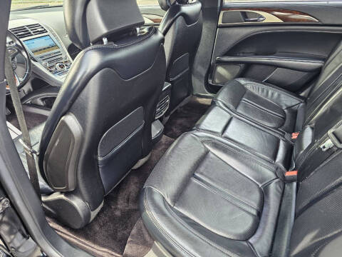 2017 Lincoln MKZ Hybrid Reserve