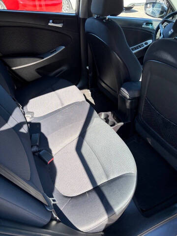 2015 Hyundai Accent Sport