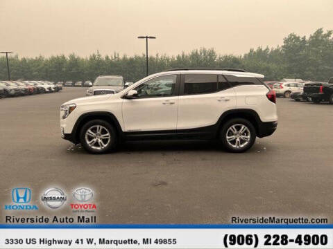 2022 GMC Terrain SLE