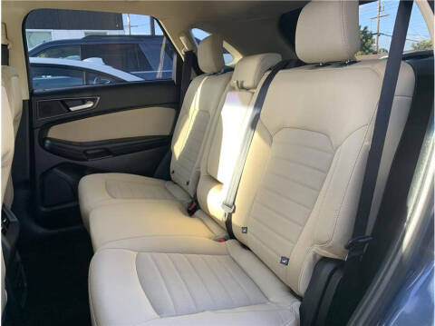 2019 Ford Edge SE