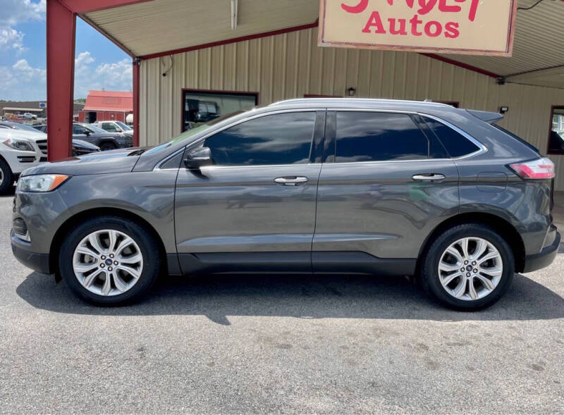 2019 Ford Edge Titanium