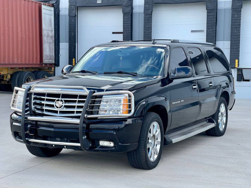 2006 Cadillac Escalade ESV for sale at Clutch Motors in Lake Bluff IL