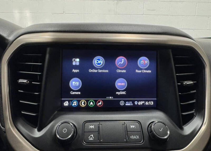 2020 GMC Acadia Denali