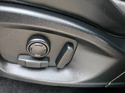 2020 Jaguar E-PACE P250 SE