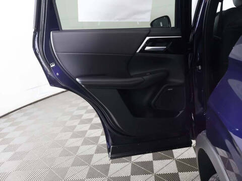 2025 Mitsubishi Outlander SE