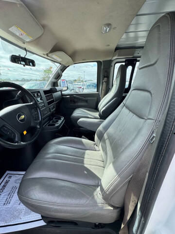 2020 Chevrolet Express 2500