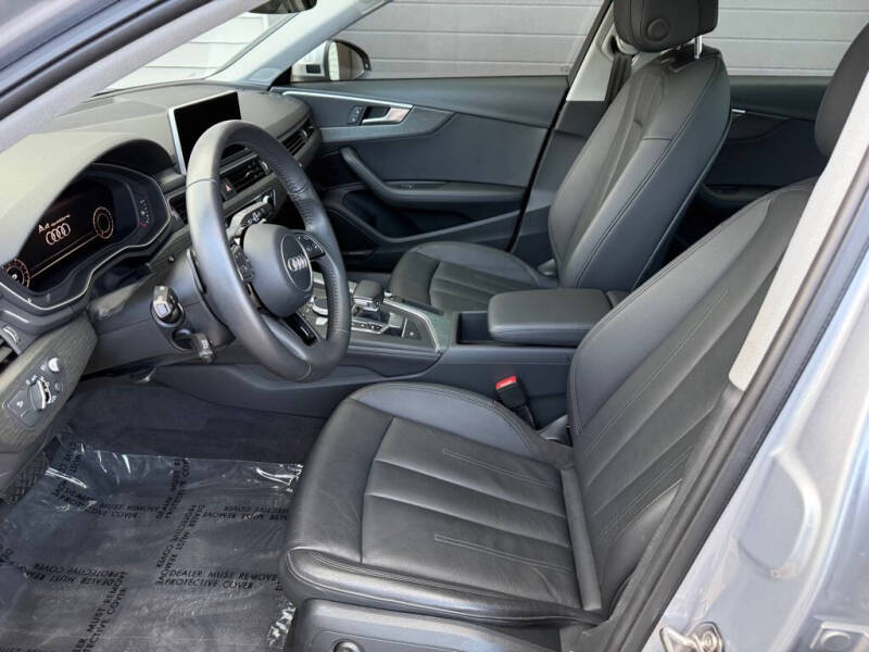 2018 Audi A4 2.0T quattro Prestige