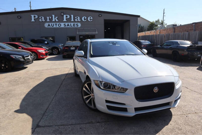 2017 Jaguar XE 25t Prestige