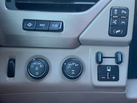 2017 GMC Yukon XL Denali