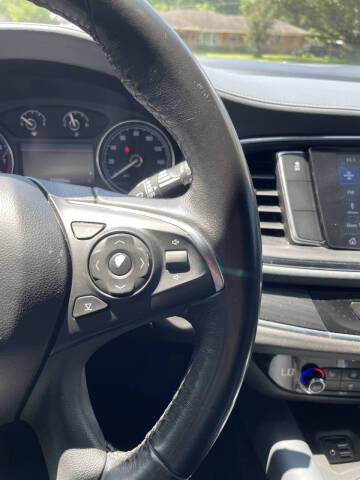 2021 Buick Enclave Essence